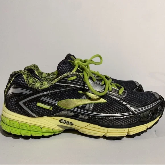 Brooks Shoes Brooks Ravenna Athletic Running Shoes Grey And